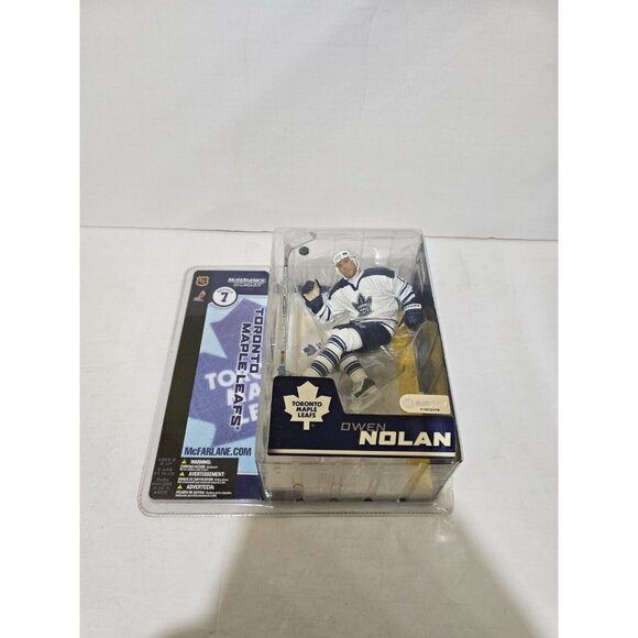 OWEN NOLAN Toronto Maple Leafs NHL Series 7 McFarlane White Jersey 2003 Figure - Picture 7 of 7